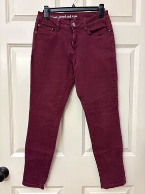 2 For $15 Signature Studio Skinny Jeans in Wine/Burgundy
